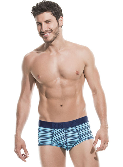 Mens stretch, microfiber boxer briefs, Inizio Fit logo written in blue on dark blue waist band, main color is light blue, horizontal stripe pattern, by Inizio Fit sold by ironangelsfashion.com | Calzoncillos de microfibra con estiramiento para hombre, logotipo de Inizio Fit en azul en la banda de la cintura, color principal es azul con patron de rayas horizontales 